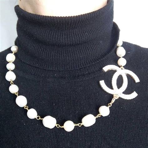 collane perle stile chanel|Chanel collane.